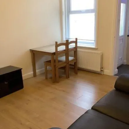 Image 4 - King John Street, Newcastle upon Tyne, NE6 5XR, United Kingdom - Apartment for rent