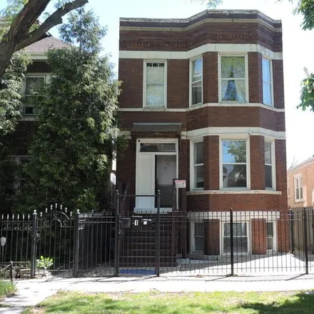 Buy this 6 bed duplex on 4333 South Fairfield Avenue in Chicago, IL 60632