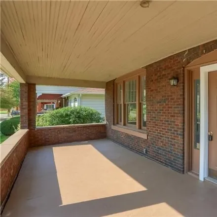 Image 4 - 46 Pittsburgh Circle, Ellwood City, Lawrence County, PA 16117, USA - House for sale