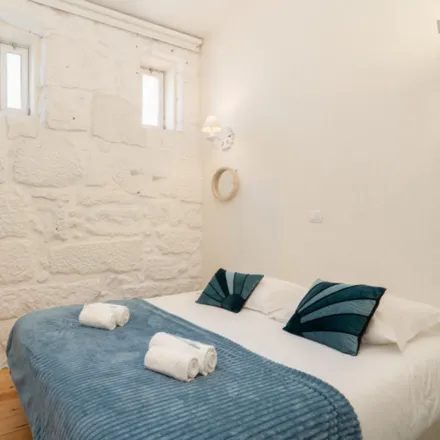 Rent this 2 bed apartment on Fundação MUAL in Rua de Dom Manuel II, 4050-343 Porto