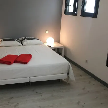 Rent this 3 bed house on L'Immobilier International Agency Cenac et Saint-Julien in Route des Deux Vallées, 24250 Cénac-et-Saint-Julien