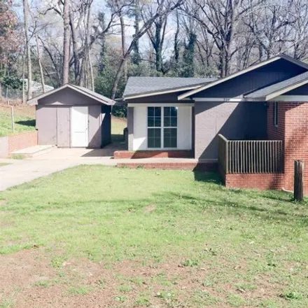 Buy this 3 bed house on 380 Mimosa Drive in Warner Robins, GA 31093