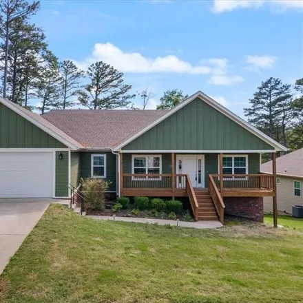 Buy this 3 bed house on 11 Kiswick Drive in Bella Vista, AR 72714