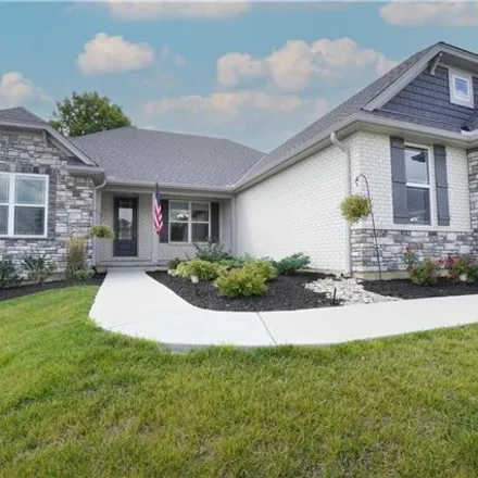 Buy this 3 bed house on 3525 Sunny Acres Dr in Hamilton, Ohio