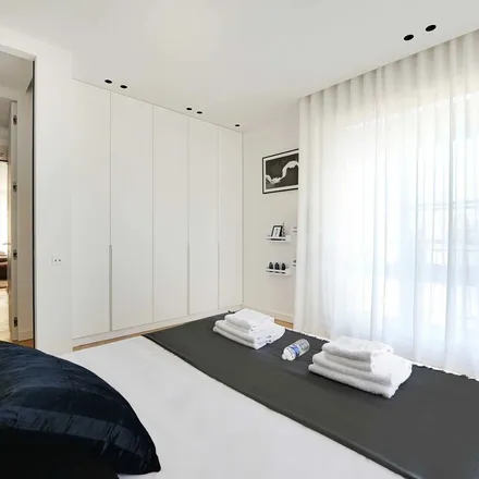 Image 5 - 32 Rue Saint-James, 92200 Neuilly-sur-Seine, France - Apartment for rent