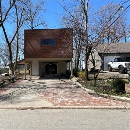 Image 1 - 3232 West Coleman Road, Kansas City, MO 64111, USA - House for sale