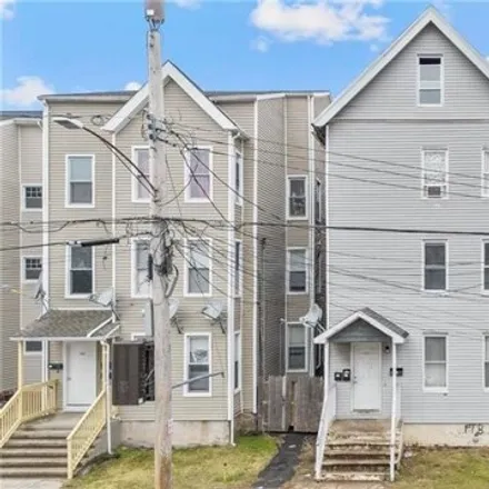 Buy this studio house on 149 Clay Street in Barnesville, New Haven