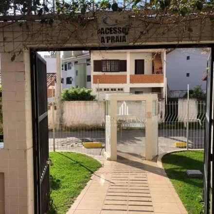 Buy this 2 bed apartment on Servidão Benito de Freitas in Ingleses do Rio Vermelho, Florianópolis - SC