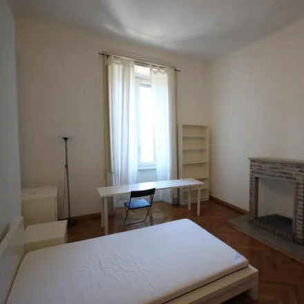 Rent this 4 bed room on Piazza Ventiquattro Maggio 12 in 20123 Milan MI, Italy