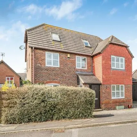 Buy this 6 bed house on 21 Sparrow Way in Goddards' Green, RH15 9XU