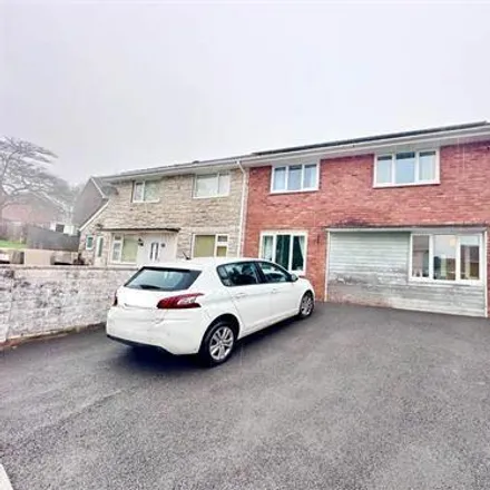 Buy this 4 bed duplex on Greenwood Avenue in Cwmbran, NP44 5LH