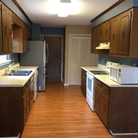 Rent this 3 bed apartment on 218 Suffolk Drive in Gem Lake Estates, Aiken