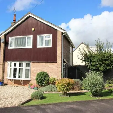 Buy this 3 bed house on 46 Woodleigh in Thornbury, BS35 2JT