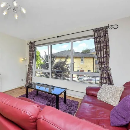 Rent this 1 bed apartment on Kelly Court in 2 Garford Street, Canary Wharf