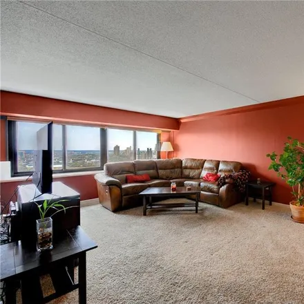 Buy this 2 bed condo on 10th Avenue Bridge in Interstate Highway 35W, Minneapolis