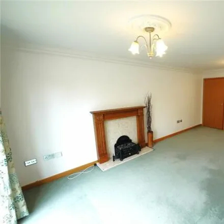 Image 3 - The Chequers, Rayleigh Road, Hutton, CM13 1PJ, United Kingdom - Room for rent