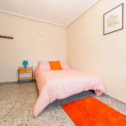 Image 2 - Carrer de Yecla, 46021 Valencia, Spain - Apartment for rent