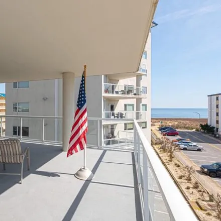 Image 2 - 6 60th Street, Ocean City, MD 21842, USA - Condo for sale