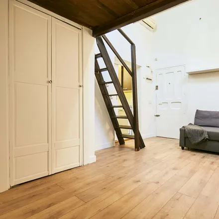 Rent this 1 bed apartment on Madrid in Calle de Hartzenbusch, 5