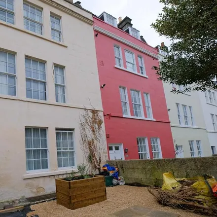 Rent this studio apartment on 15 Lambridge Place in Bath, BA1 6QE