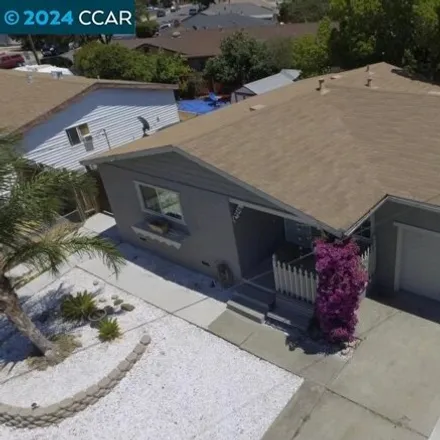 Buy this 3 bed house on 2249 Crestview Drive in Pittsburg, CA 94565
