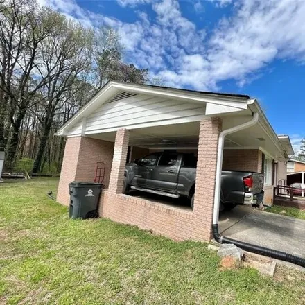 Image 2 - 1054 Skylark Drive, Morrow, Clayton County, GA 30260, USA - House for sale