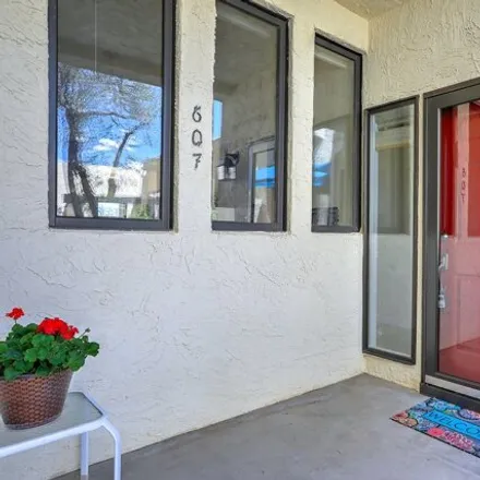Buy this 1 bed house on Eastlake Court Southeast in Rio Rancho, NM 87124