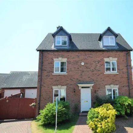 Buy this 5 bed house on Round House Park in Dawley, TF4 3BF