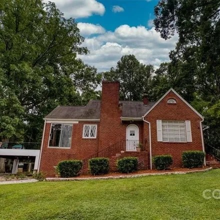 Buy this 4 bed house on 1463 White Oak Avenue in Albemarle, NC 28001