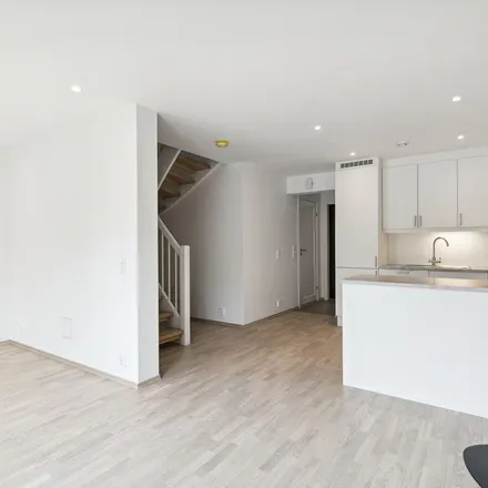 Rent this 5 bed apartment on Østre Melvold in Fabelveien 112, 2016 Frogner