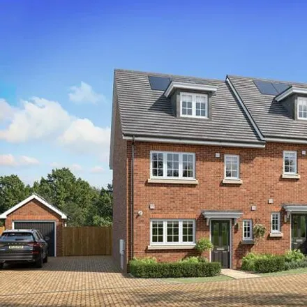 Buy this 4 bed townhouse on Mounters Farm in Overflow car park, Mounters Lane