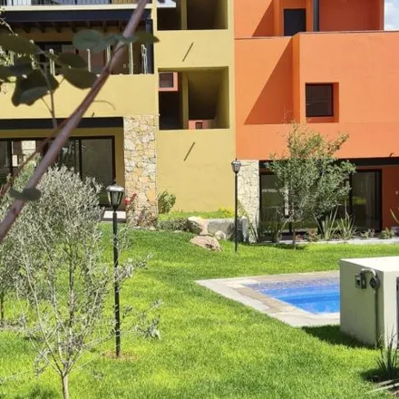 Buy this 4 bed apartment on Hacienda Lejona in Fracionamiento El Milagro Residencial, 37766