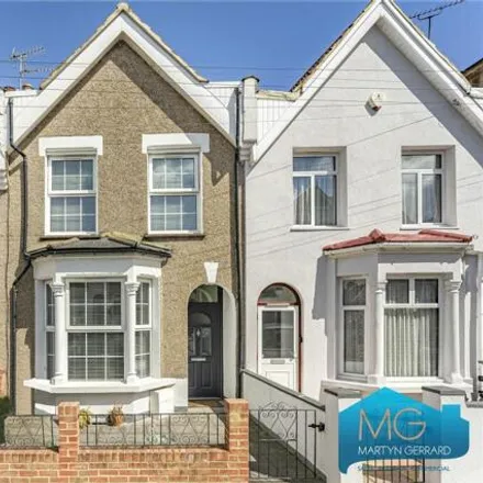 Buy this 3 bed townhouse on 56 Glenthorne Road in London, N11 3HJ