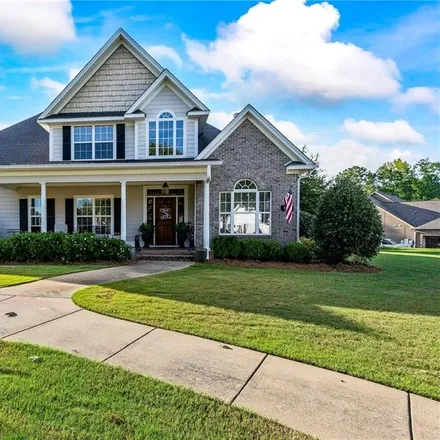 Buy this 5 bed house on 1101 Live Oak Circle in North Gate, Opelika