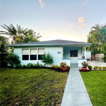 Rent this 3 bed house on 3211 Poinsettia Avenue in West Palm Beach, FL 33407