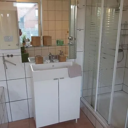 Rent this 8 bed apartment on Kehrwieder 10 in 38542 Leiferde, Germany