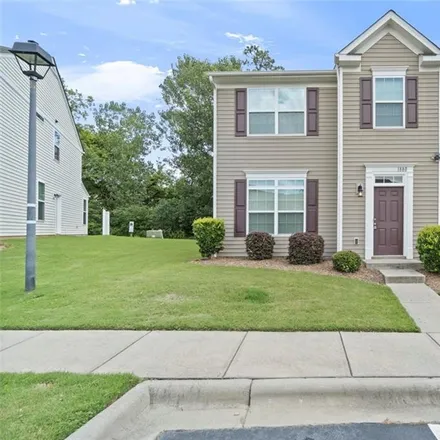 Rent this 3 bed loft on Aston Mill Place in Mecklenburg County, NC 28217