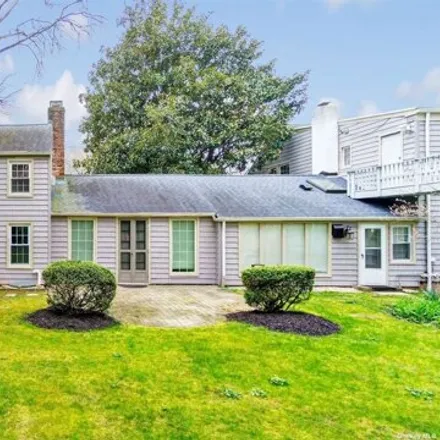 Rent this 3 bed house on 565 Cedar Swamp Road in Glen Head, Oyster Bay