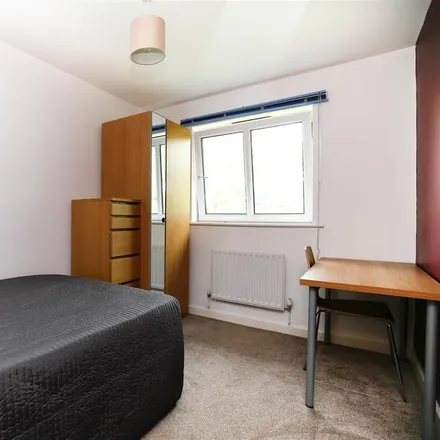 Image 8 - 6, 8, 10 New Mills, Newcastle upon Tyne, NE4 5BA, United Kingdom - Apartment for rent