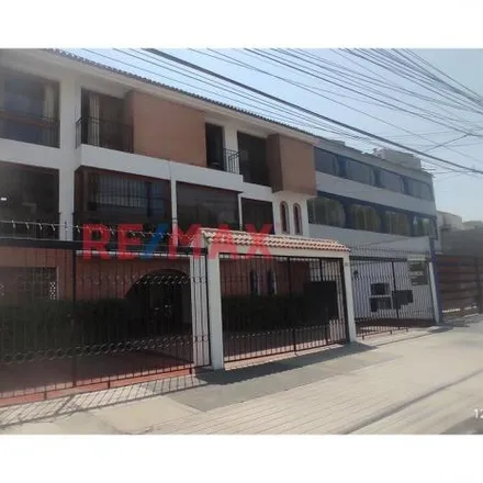 Image 2 - Lourdes Flores Nano, Avenida Guardia Civil 1170, San Isidro, Lima Metropolitan Area 15000, Peru - Apartment for rent