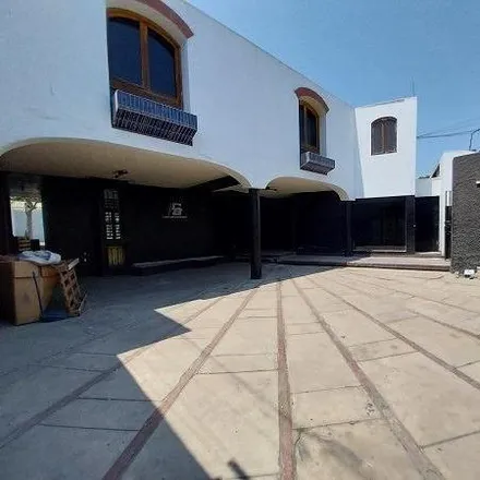 Image 2 - Calle 15, San Isidro, Lima Metropolitan Area 15036, Peru - House for rent
