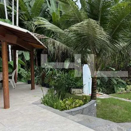Buy this 4 bed house on Oficina G in Avenida Almirante Noronha, Jacuecanga