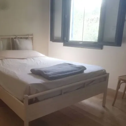 Rent this 2 bed house on 84310 Morières-lès-Avignon