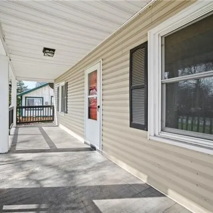 Image 3 - 1628 48th Street, Des Moines, IA 50310, USA - House for sale
