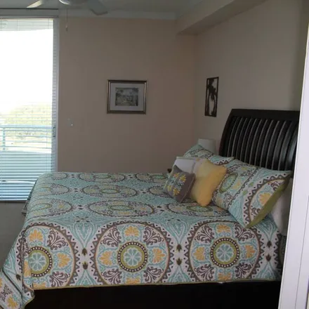 Rent this 1 bed condo on Biloxi