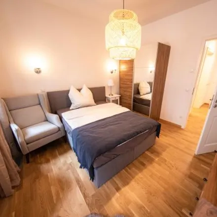 Rent this 5 bed room on Junger Esslinger in Hinter dem Lämmchen 2, 60311 Frankfurt