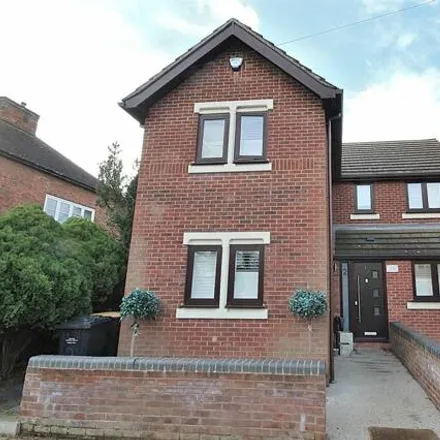 Buy this 4 bed house on 12 St Alban Road in Bedford, MK40 2NG