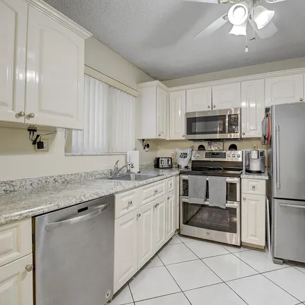 Image 3 - 15074 Ashland Place, Kings Point, Palm Beach County, FL 33484, USA - Apartment for rent