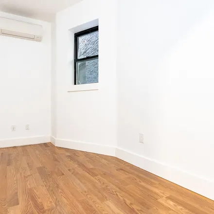 Rent this 4 bed apartment on 435 DeKalb Avenue in New York, NY 11205