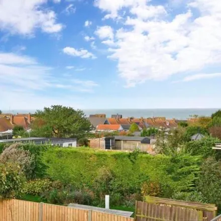 Image 4 - Percy Avenue, Broadstairs, CT10 3JX, United Kingdom - Townhouse for sale